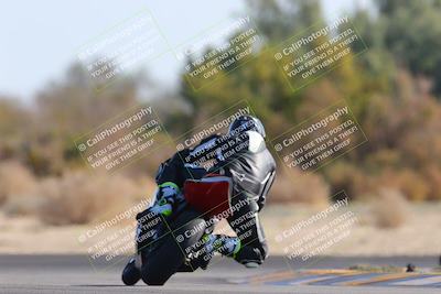 media/Dec-18-2022-SoCal Trackdays (Sun) [[8099a50955]]/Turn 7 Backside (1125am)/